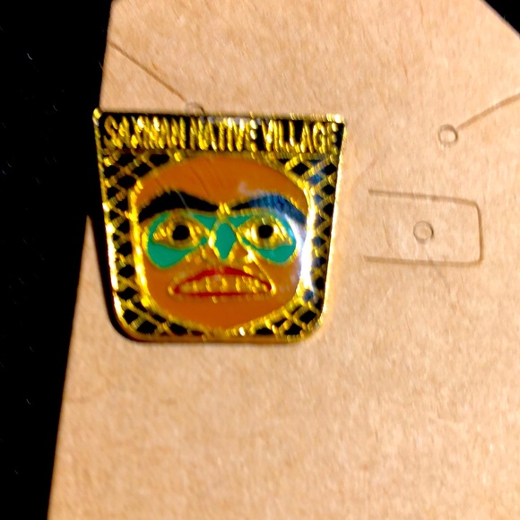 Pin - Picture 1 of 1